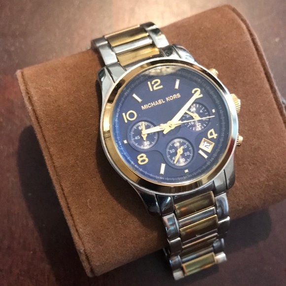 Michael Kors Watch. Good Condition. - Picture 1 of 4